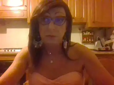 Tiabet online show from September 9, 2025, 8:18 pm