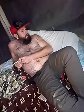 Snapshot of StruggleSnuggles chatting on February 25, 2025, 6:47 am StruggleSnuggles online show from February 25, 2025, 6:47 am