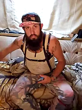 Snapshot of StruggleSnuggles chatting on October 24, 2025, 2:21 am StruggleSnuggles online show from October 24, 2025, 2:21 am