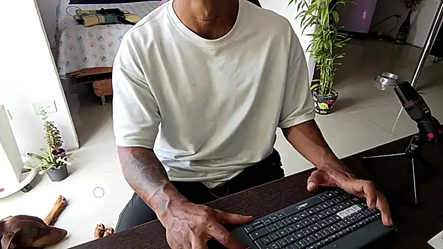 Adam Valenciia online show from February 18, 2026, 5:53 pm