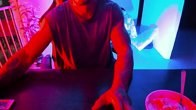 Adam Valenciia online show from October 5, 2025, 11:06 pm