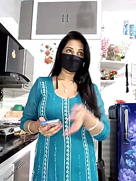 Best-Couple online show from February 24, 2026, 3:51 am