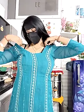 Best-Couple online show from March 27, 2026, 3:37 am