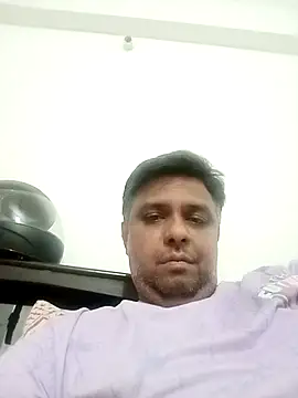 jemes21in online show from March 2, 2025, 3:08 pm