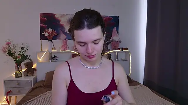 Nellie Medina online show from April 25, 2026, 11:13 am