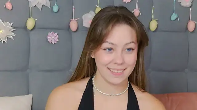 TheEmma online show from April 10, 2026, 11:23 pm