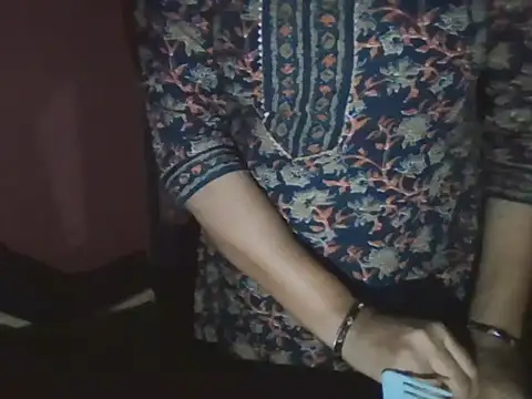 Hot-shanvi online show from March 17, 2026, 5:05 pm