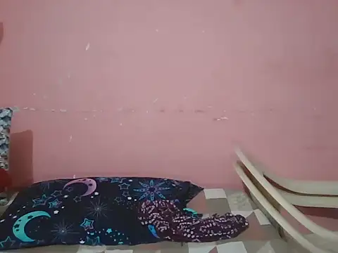 Hot-shanvi online show from October 13, 2025, 3:41 am