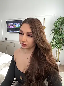 claraxjoyy online show from April 24, 2026, 5:42 am