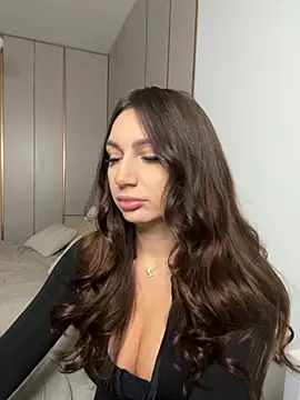 claraxjoyy online show from November 27, 2025, 5:19 am