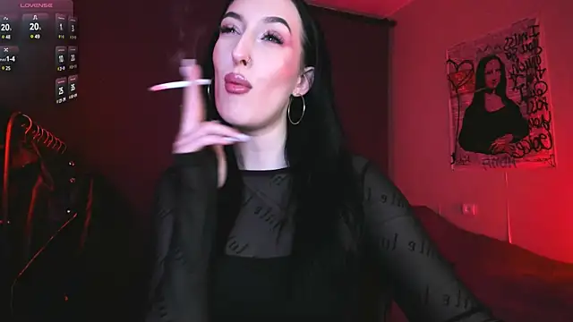 Snapshot of Miss_Alice__ chatting on February 13, 2025, 12:35 am Miss Alice online show from February 13, 2025, 12:35 am