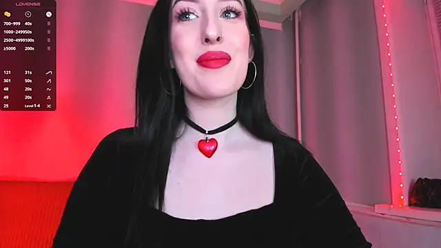 Snapshot of Miss_Alice__ chatting on January 25, 2025, 3:40 am Miss Alice online show from January 25, 2025, 3:40 am