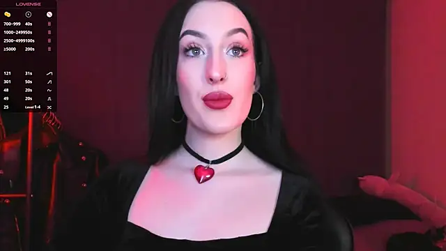 Snapshot of Miss_Alice__ chatting on February 4, 2025, 12:08 am Miss Alice online show from February 4, 2025, 12:08 am