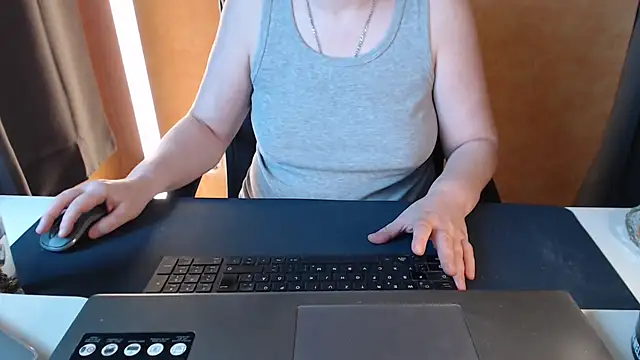 Sweet Phoenix online show from February 21, 2026, 10:50 am