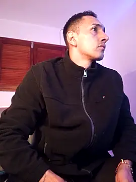 Snapshot of Joylopez_fit chatting on April 20, 2026, 10:51 am Joylopez fit online show from April 20, 2026, 10:51 am