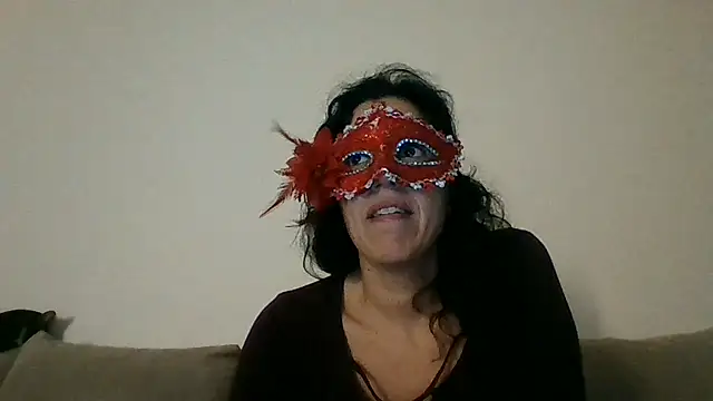 Snapshot of couple-tuga chatting on February 15, 2025, 10:52 pm couple-tuga online show from February 15, 2025, 10:52 pm