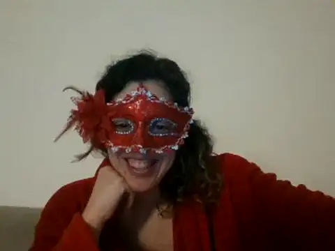 Snapshot of couple-tuga chatting on January 29, 2025, 10:32 pm couple-tuga online show from January 29, 2025, 10:32 pm