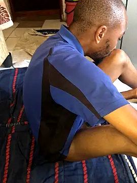 MKbesxxx online show from November 10, 2025, 4:17 am