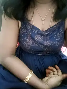 Tamil Vishalini online show from October 9, 2025, 6:25 am