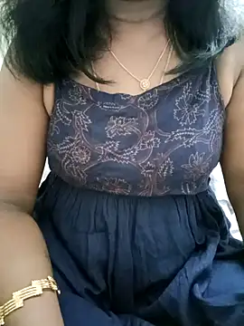 Tamil Vishalini online show from September 26, 2025, 8:54 am