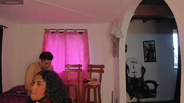 Snapshot of madisonbrunette chatting on January 18, 2026, 9:51 pm madisonbrunette online show from January 18, 2026, 9:51 pm