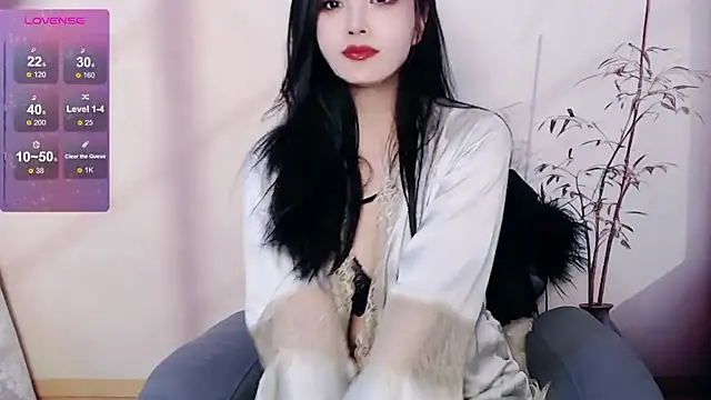 Snapshot of xiaotiantian-76 chatting on March 9, 2025, 12:20 pm xiaotiantian-76 online show from March 9, 2025, 12:20 pm