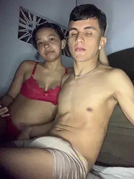 gabrielzinnnn085 online show from November 9, 2025, 3:54 am