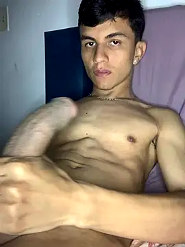 gabrielzinnnn085 online show from September 17, 2025, 8:55 pm