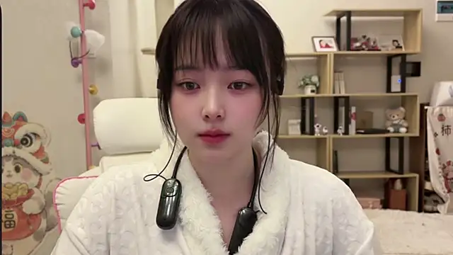 Chenjing0 online show from January 19, 2026, 12:31 pm