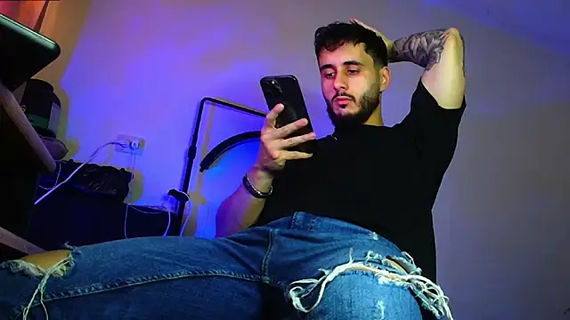 XanderCage99 online show from April 25, 2026, 3:09 pm