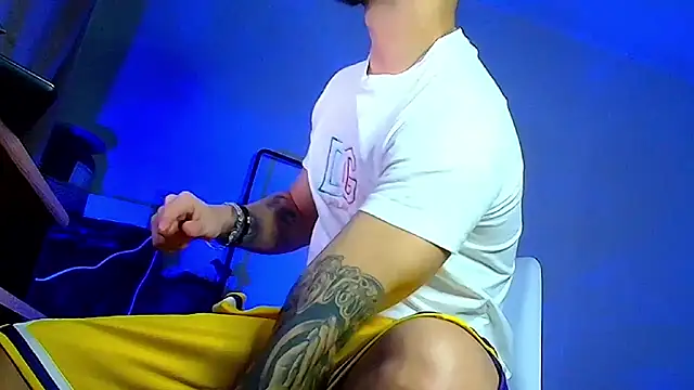 Snapshot of XanderCage99 chatting on February 16, 2026, 12:09 am XanderCage99 online show from February 16, 2026, 12:09 am