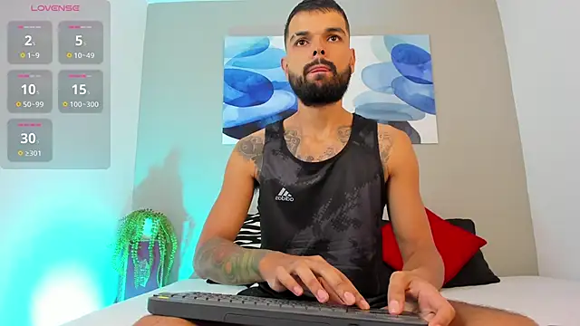 Emilio Wolf online show from February 21, 2025, 4:26 pm