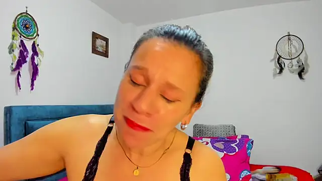 sofi saliva2511 online show from March 20, 2025, 12:40 am