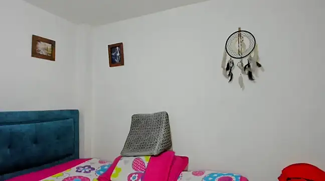 sofi saliva2511 online show from March 6, 2025, 9:20 pm