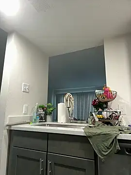 Snapshot of ParkerGYATT chatting on April 1, 2026, 10:28 pm ParkerGYATT online show from April 1, 2026, 10:28 pm
