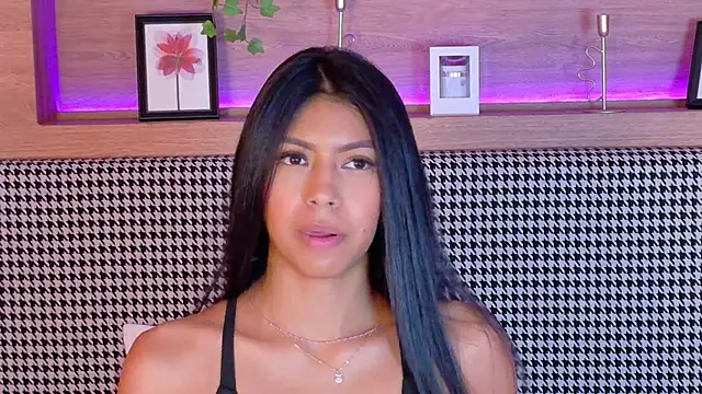 AbieHills online show from February 28, 2025, 7:03 pm