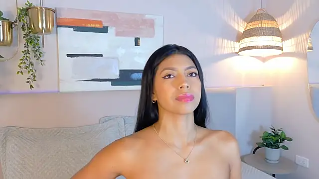 AbieHills online show from November 20, 2025, 11:55 am