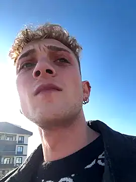 verici34 online show from December 19, 2025, 9:55 am