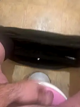 balint35 online show from November 25, 2025, 9:26 pm