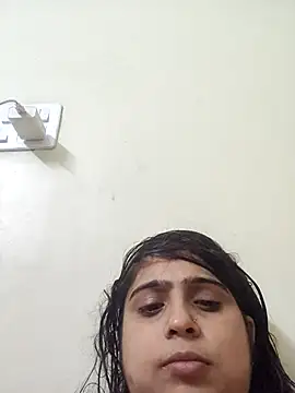 shreya1765 online show from November 22, 2025, 6:34 am