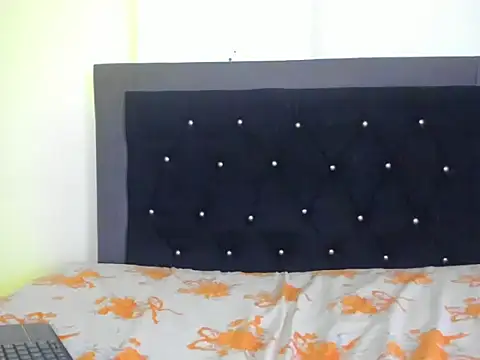 violetadumsper online show from November 21, 2025, 3:49 am