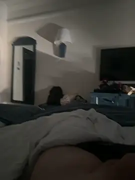 Snapshot of ozmit chatting on January 18, 2025, 11:00 pm ozmit online show from January 18, 2025, 11:00 pm