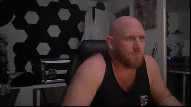 Snapshot of ozmit chatting on January 9, 2025, 4:41 am ozmit online show from January 9, 2025, 4:41 am