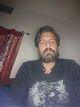 MAGNETICDADDY8 online show from January 17, 2026, 9:46 am