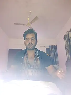 MAGNETICDADDY8 online show from November 2, 2025, 6:02 pm