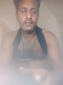 MAGNETICDADDY8 online show from October 28, 2025, 3:44 pm