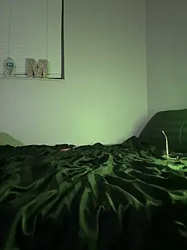 stormyyywinter online show from January 10, 2025, 8:29 am