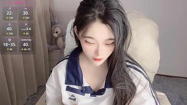 YUAN-- online show from February 3, 2025, 3:42 am