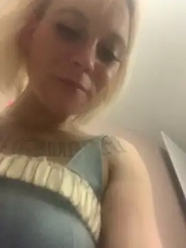 XxxDRAMAxxX online show from March 12, 2025, 4:19 am