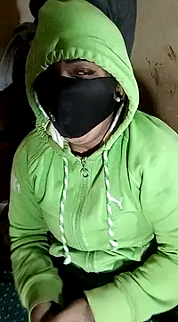 Snapshot of karishma736 chatting on January 20, 2025, 4:45 pm karishma736 online show from January 20, 2025, 4:45 pm